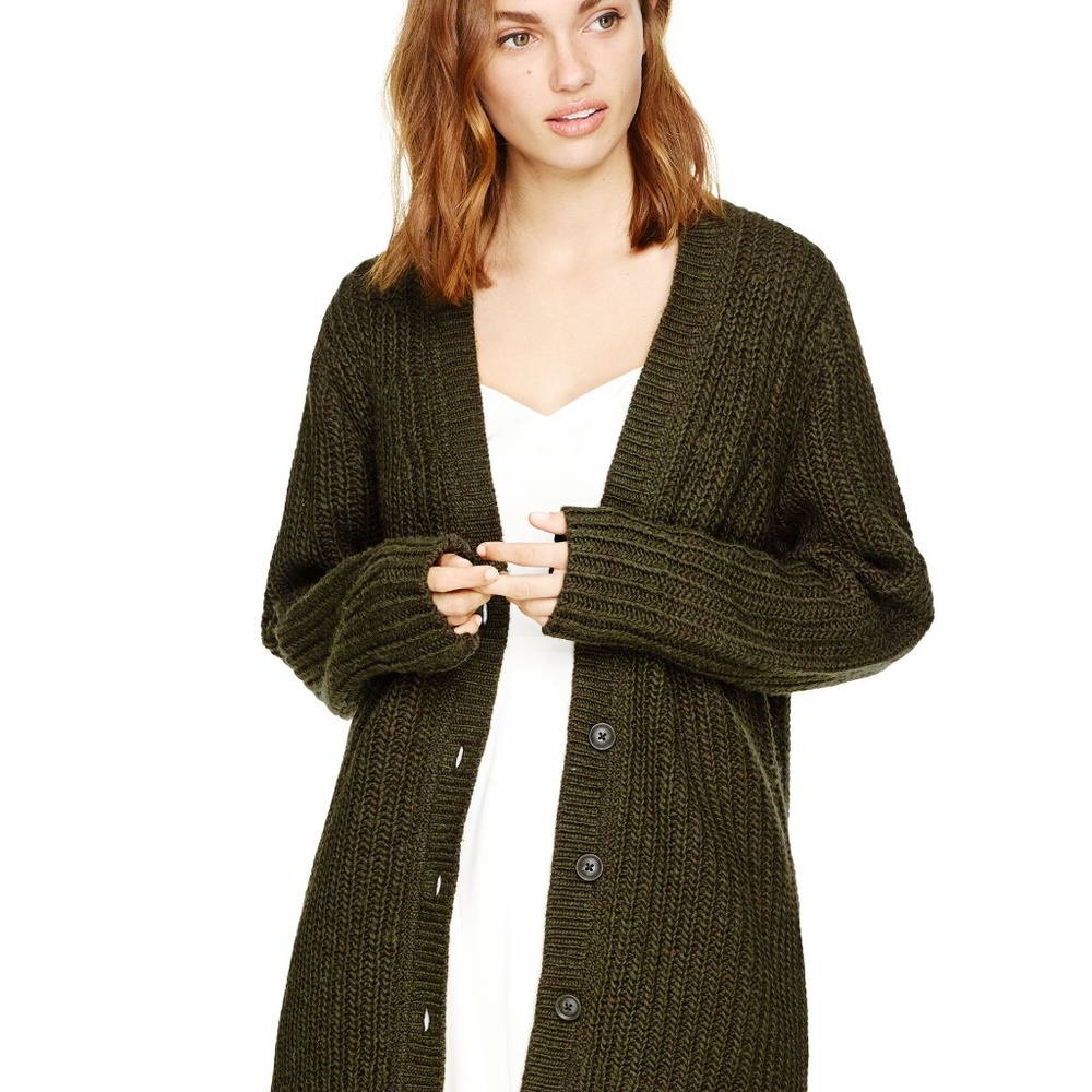 Aritzia - Talula Alpert Sweater